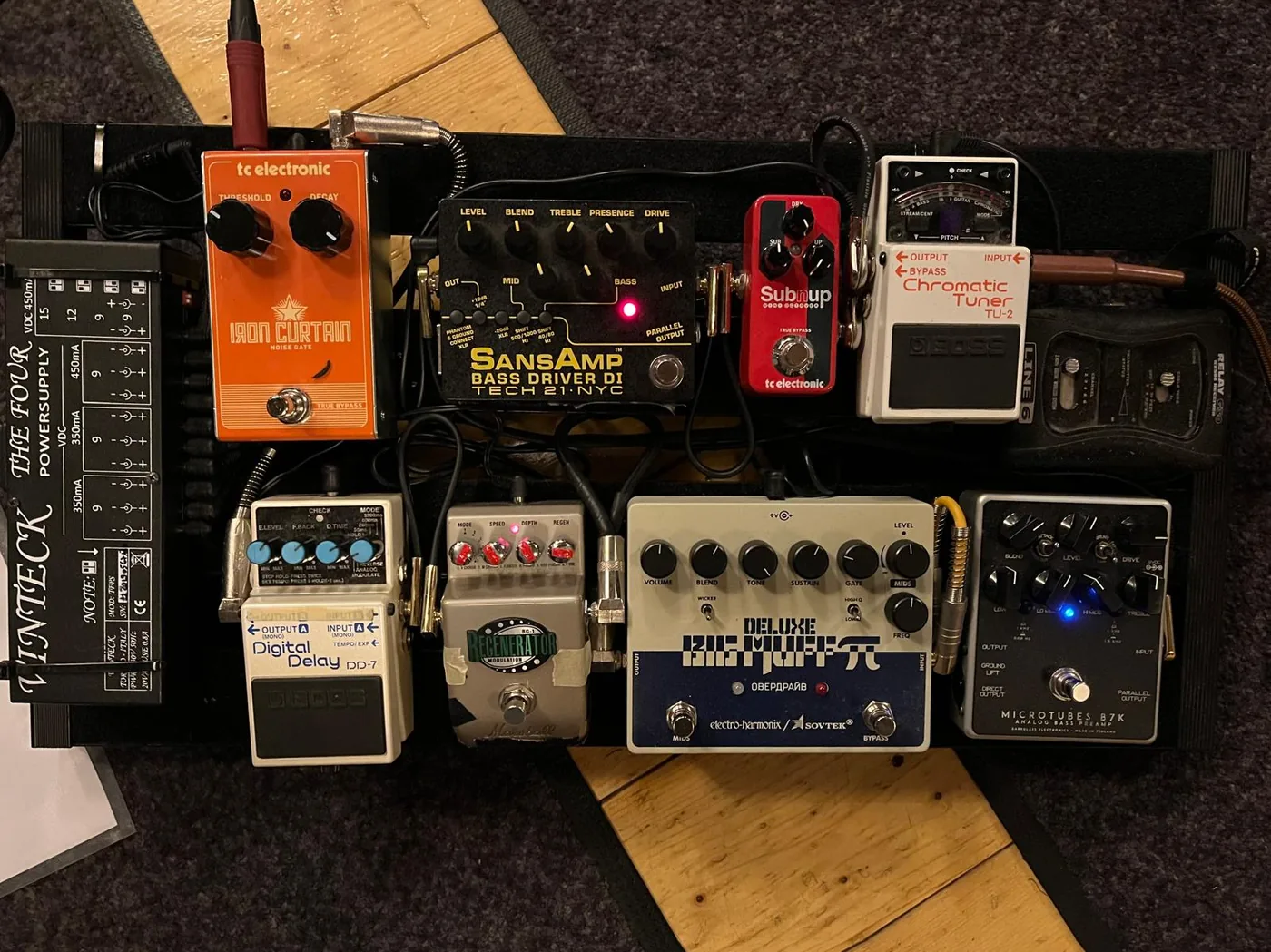 Riccardo pedalboard